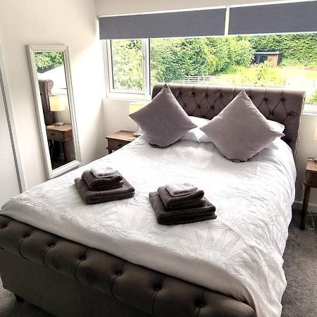 Beautiful Detached 1 Bedroom Apartment Eltham Exteriör bild